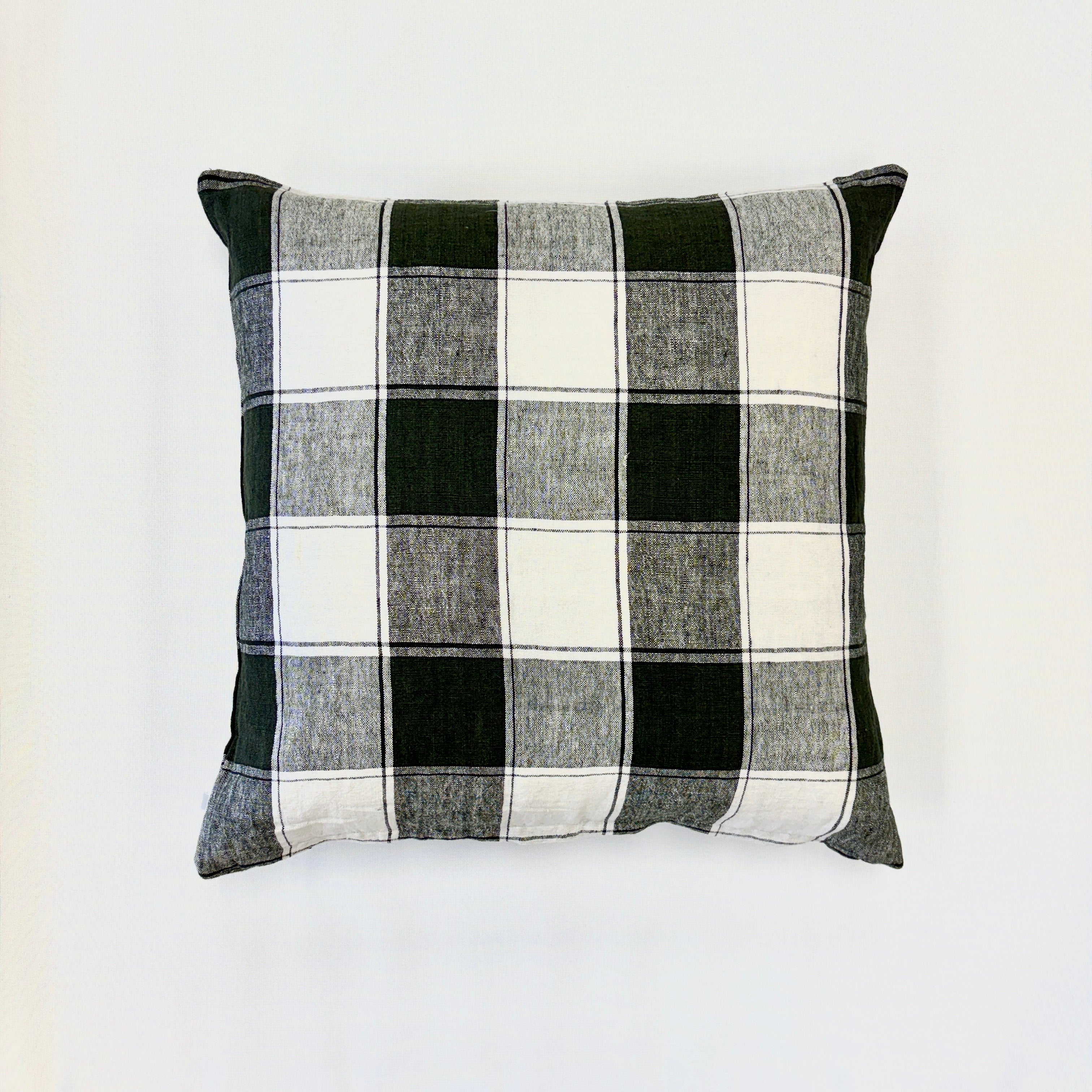 Cambridge Feather Filled Cushion - Clover/Black