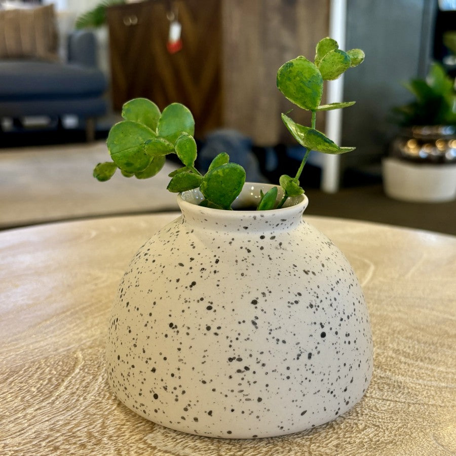 Beau Bud Vase - White