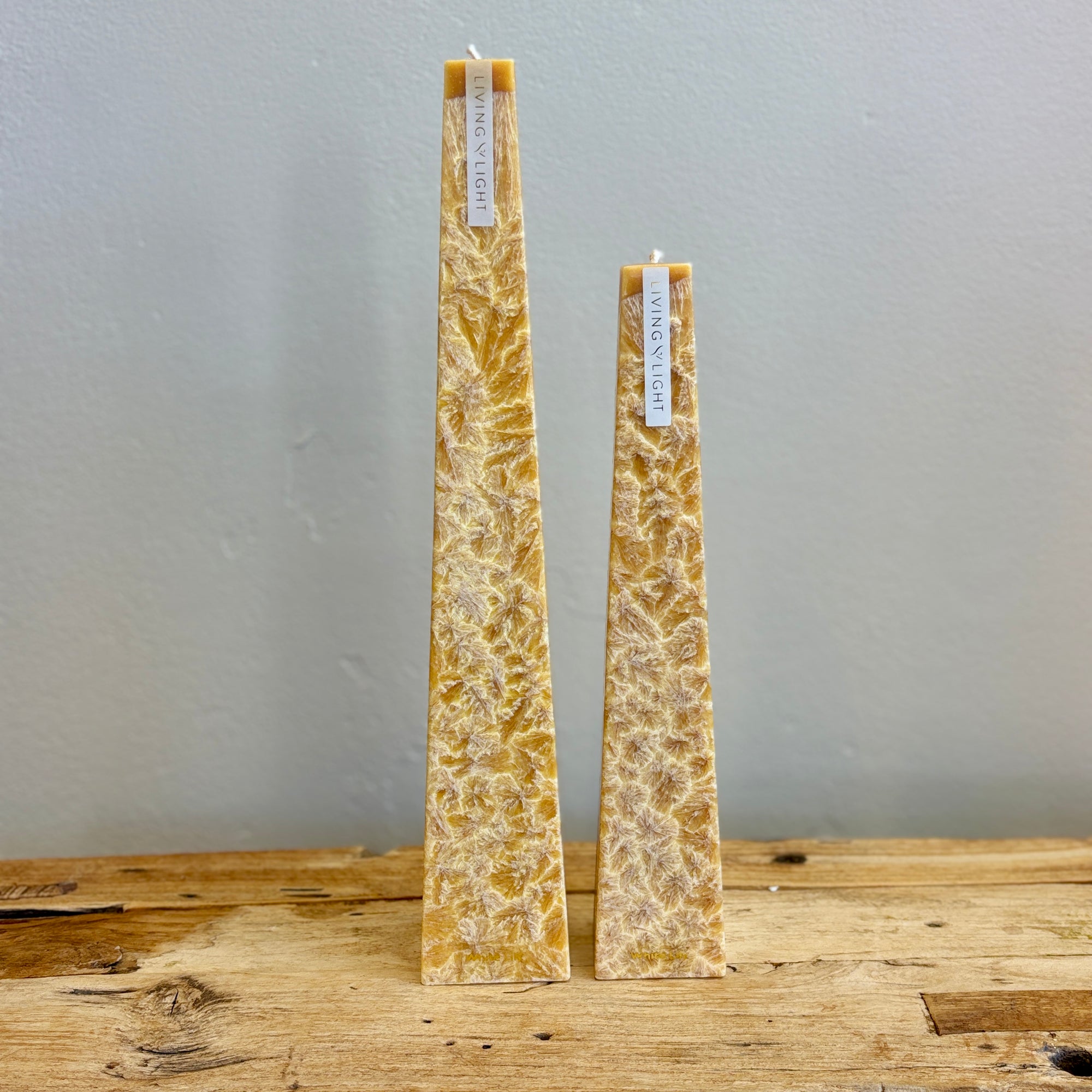 Living Light Icicle Candle - White Lily (Gold)
