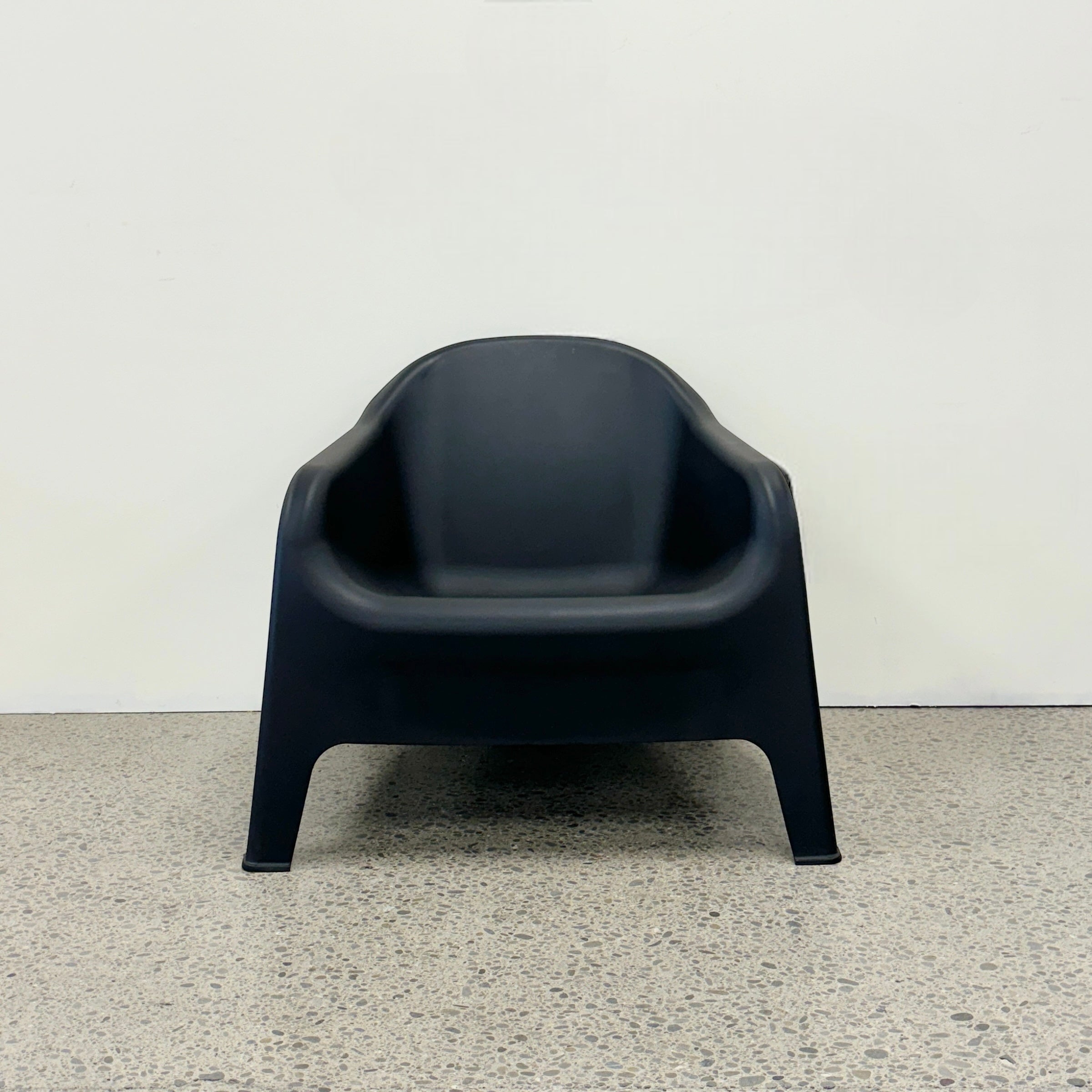 Wainui Outdoor Chair - Black