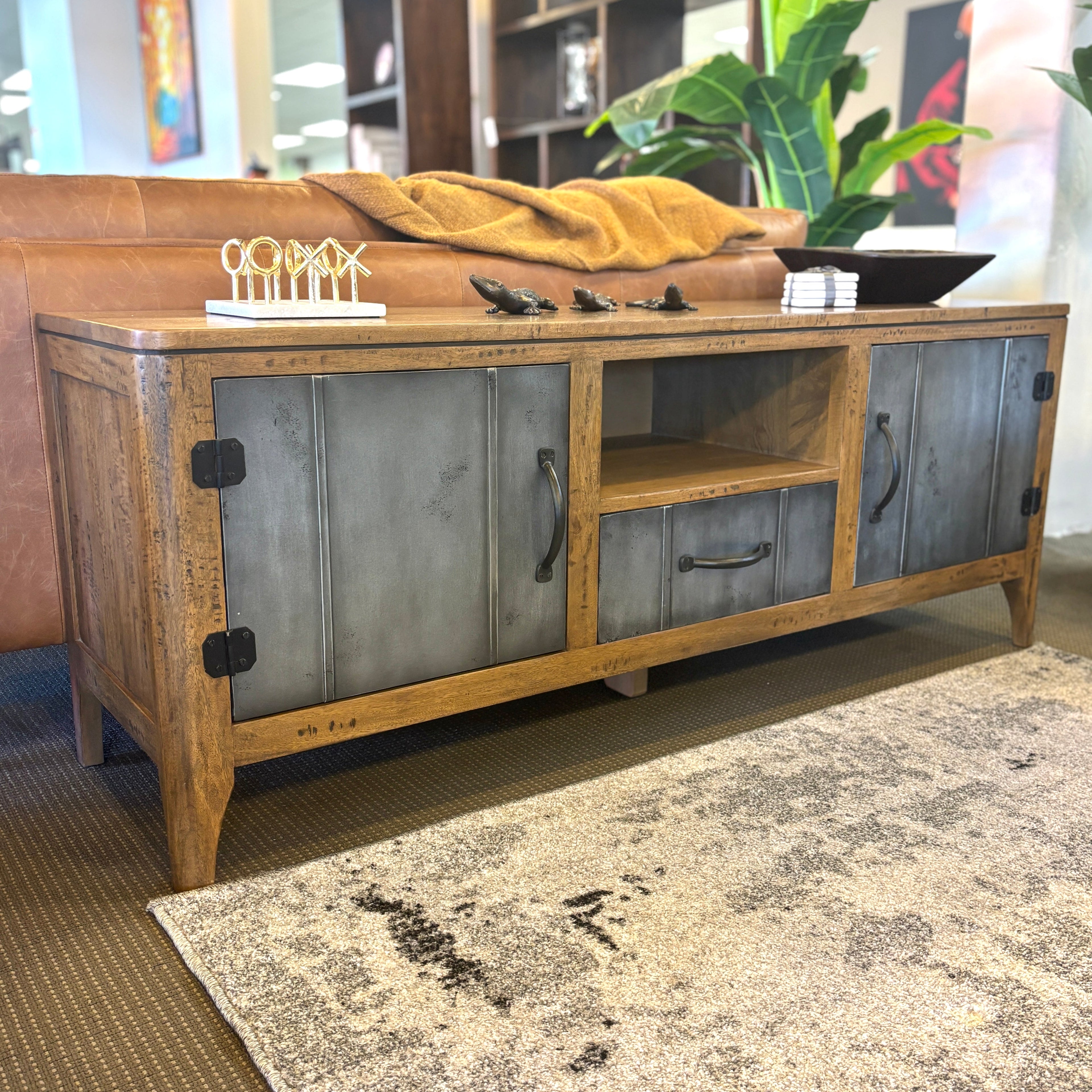 Entertainment Units