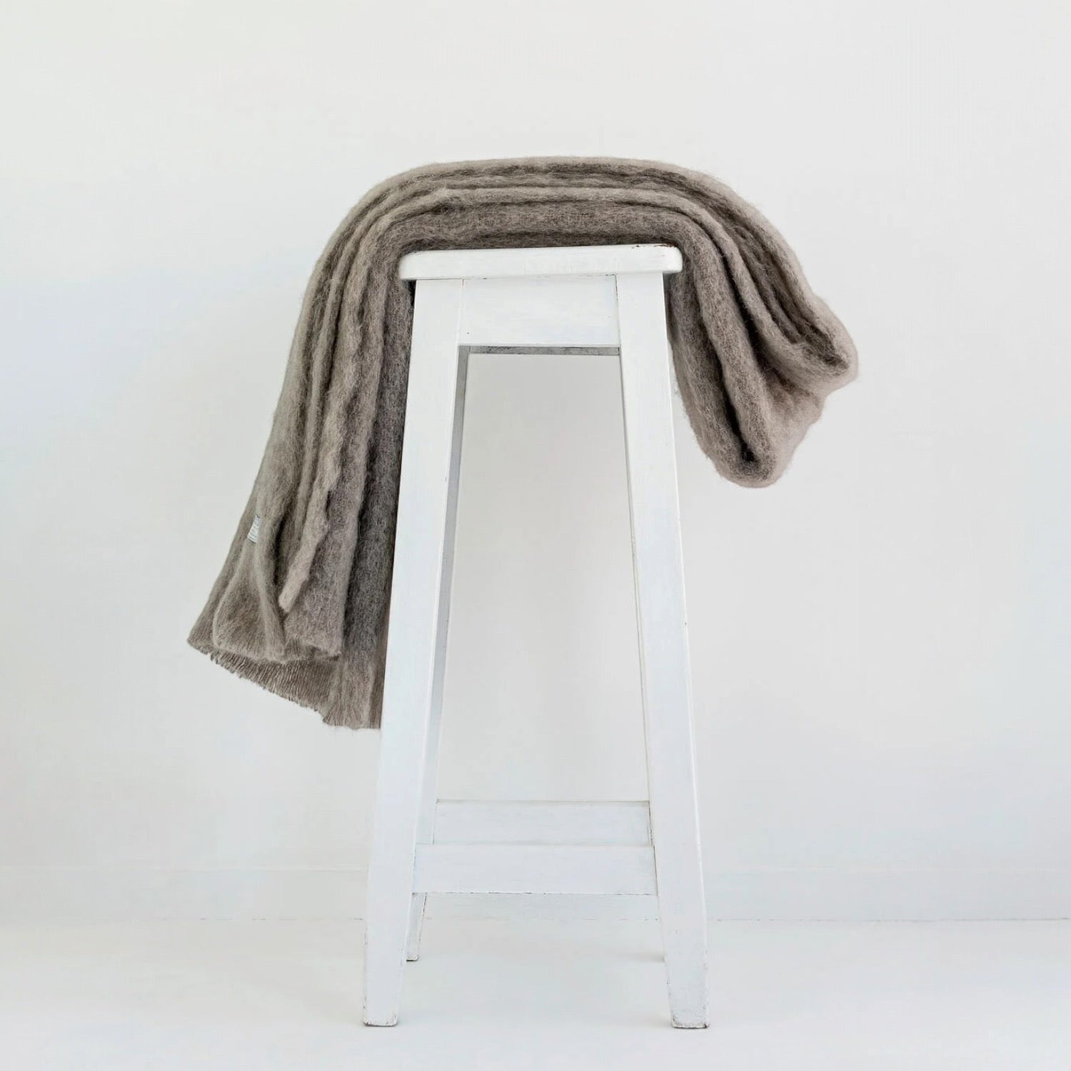 Windemere Mohair Throw - Manuka