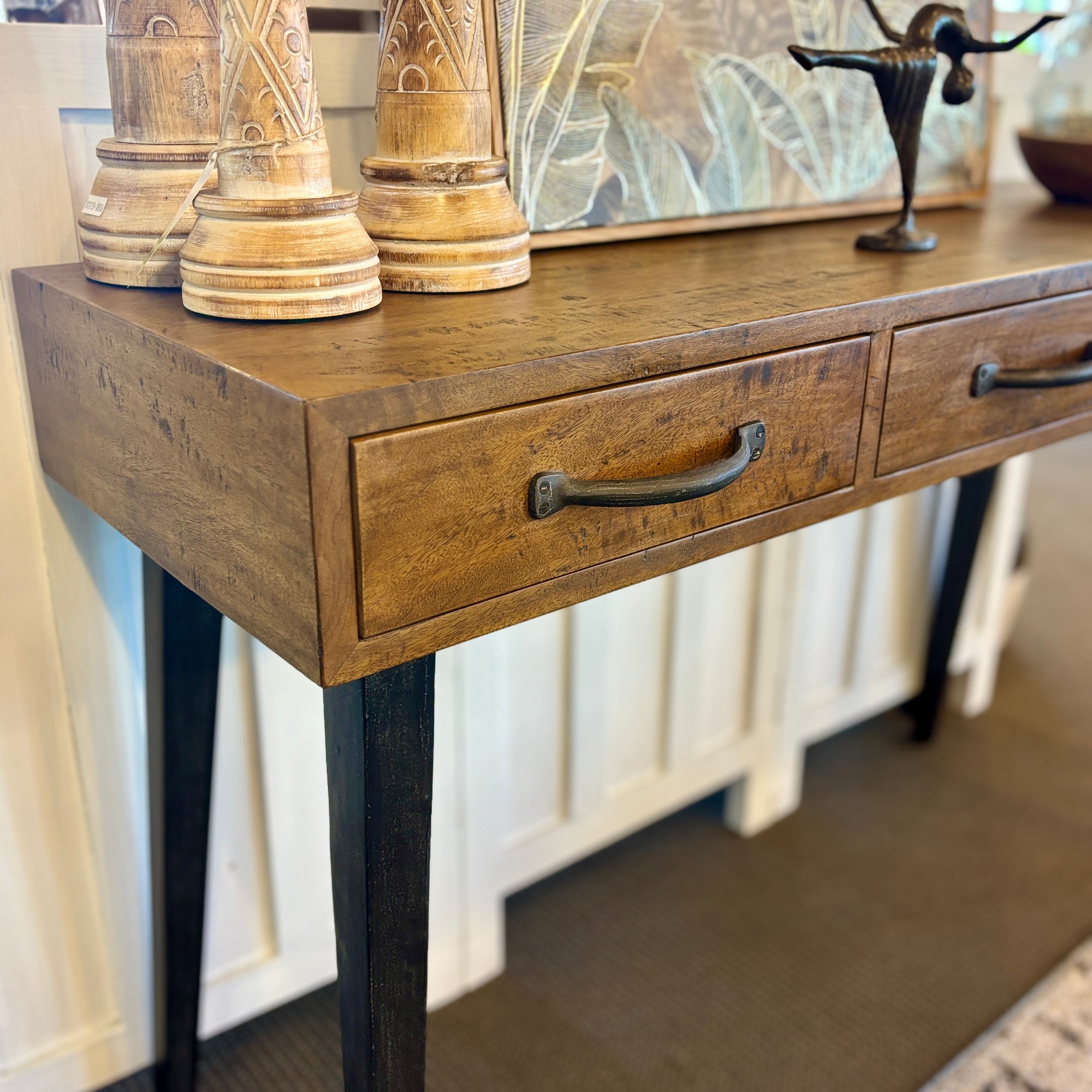 Baker Console - Smokehouse