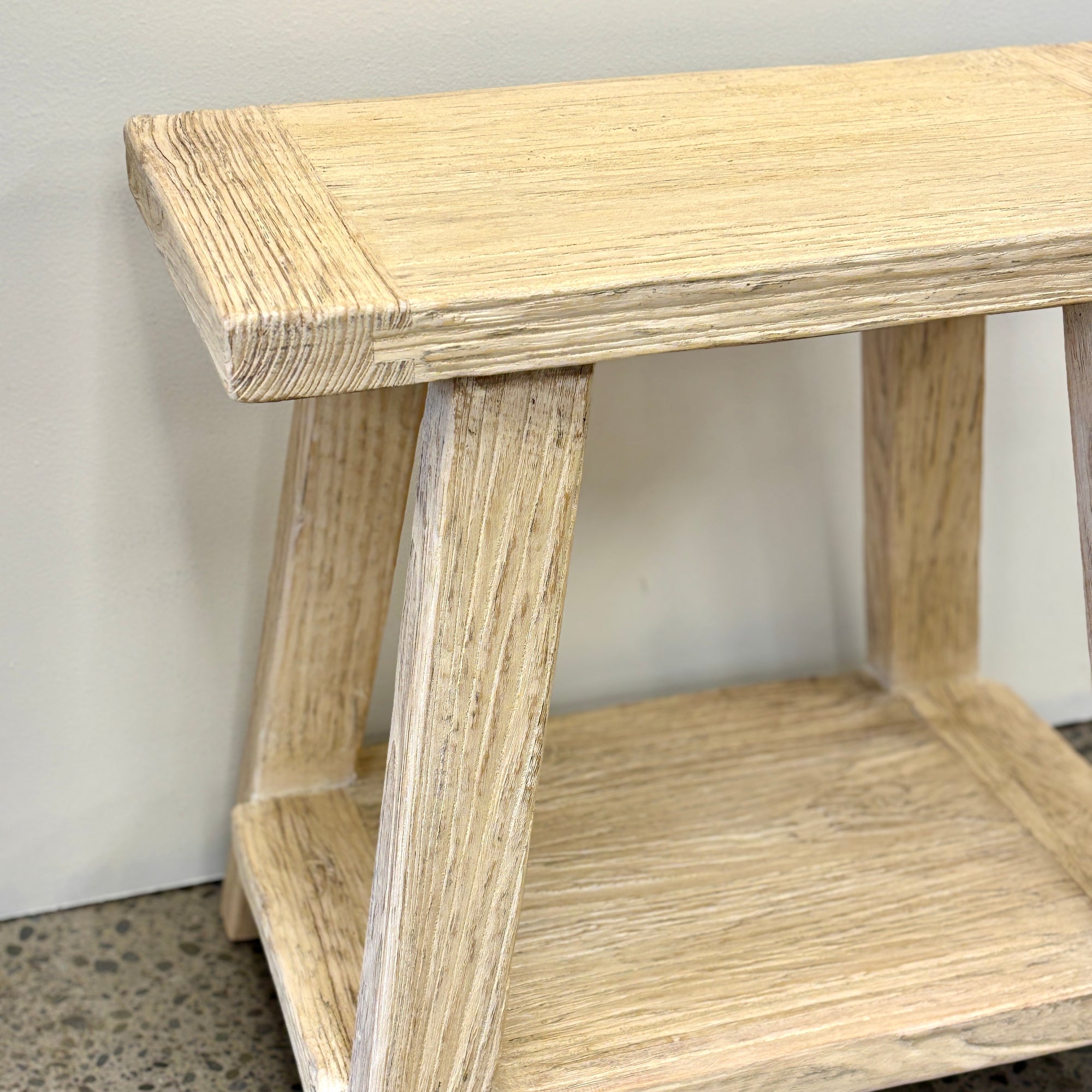 Billy Stool