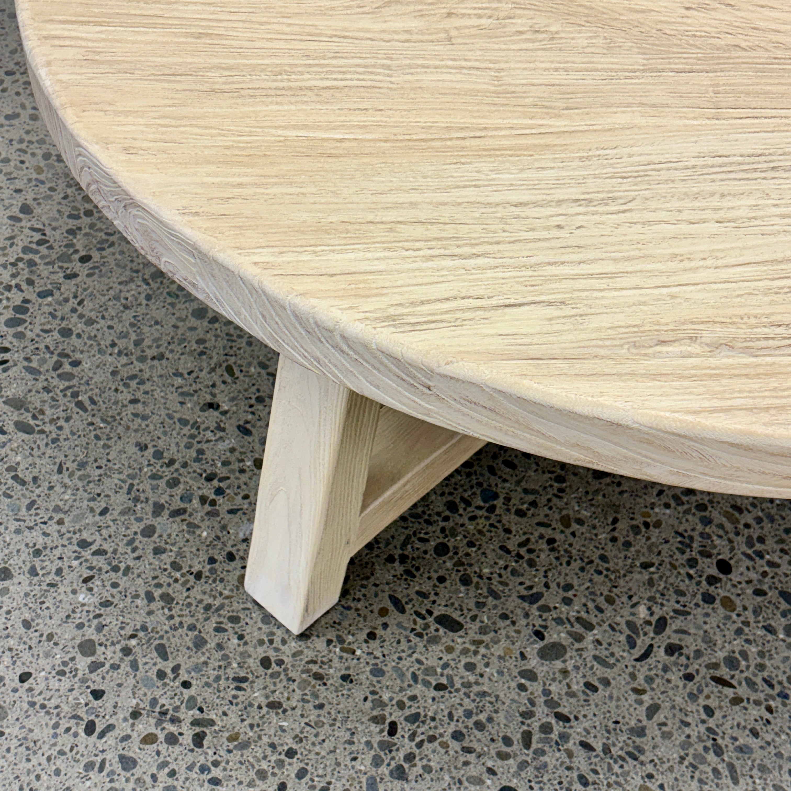 Flo Coffee Table