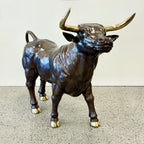 Grand Bronze Bull