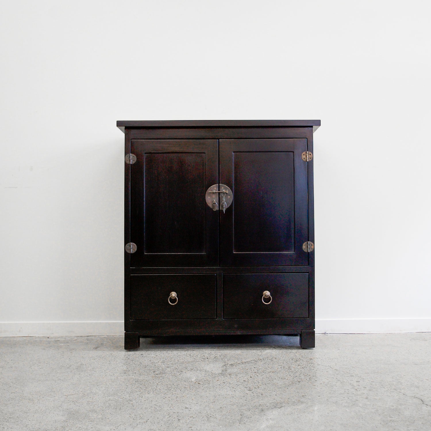 Oriental Sideboard - 2 Door 2 Drawer