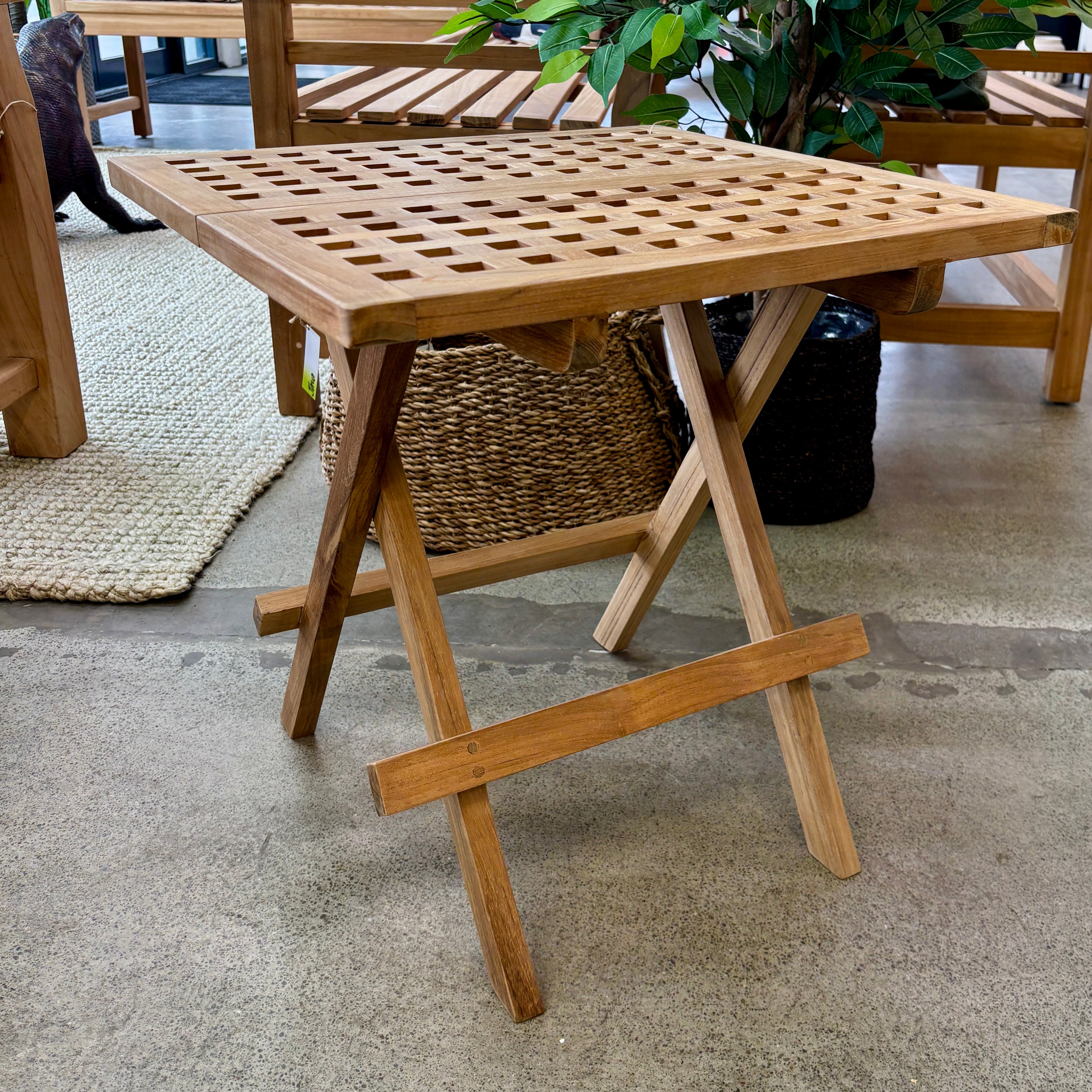 Folding Picnic Table - Lattice