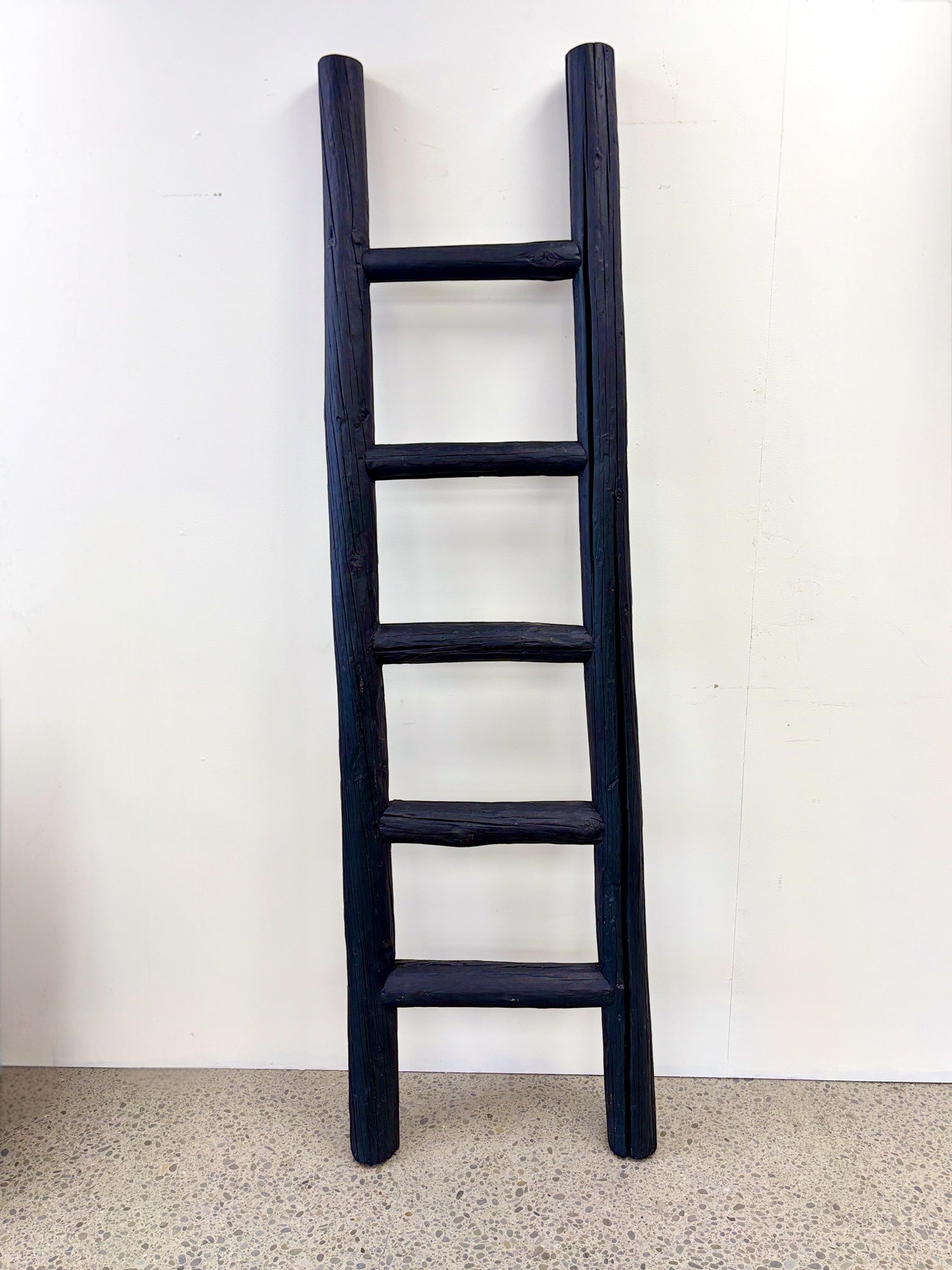Rustic Ladder - Black